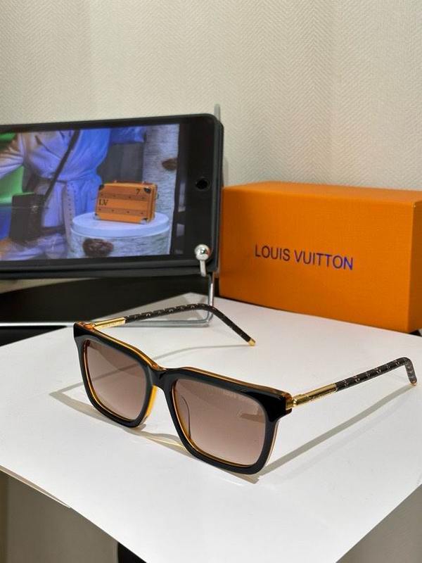 LV Sunglasses 1040